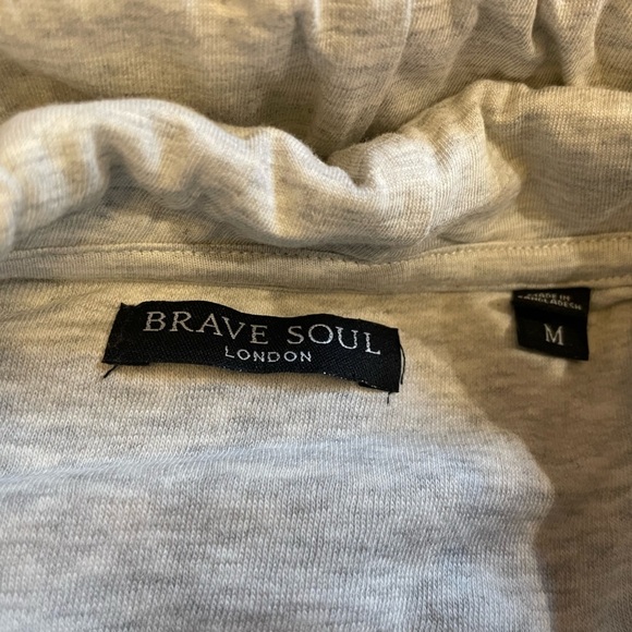NWOT Brave Soul Size medium oatmeal colored pullover long sleeve hoodie - Picture 5 of 5